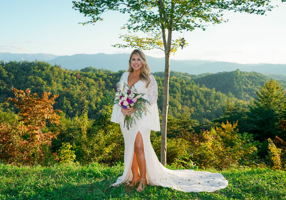 smoky mountain view bride in Pigeon Forge