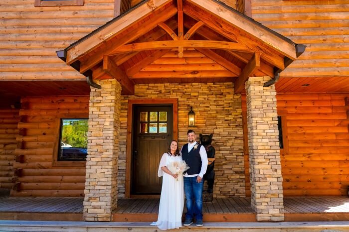 smoky-mountain-cabin-wedding-in-gatlinburg-tn