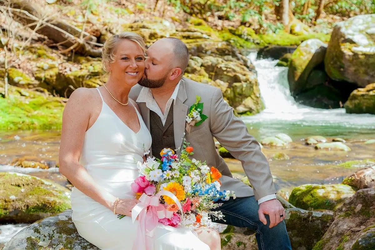 wedding-package-in-gatlinburg-tennessee-smokies