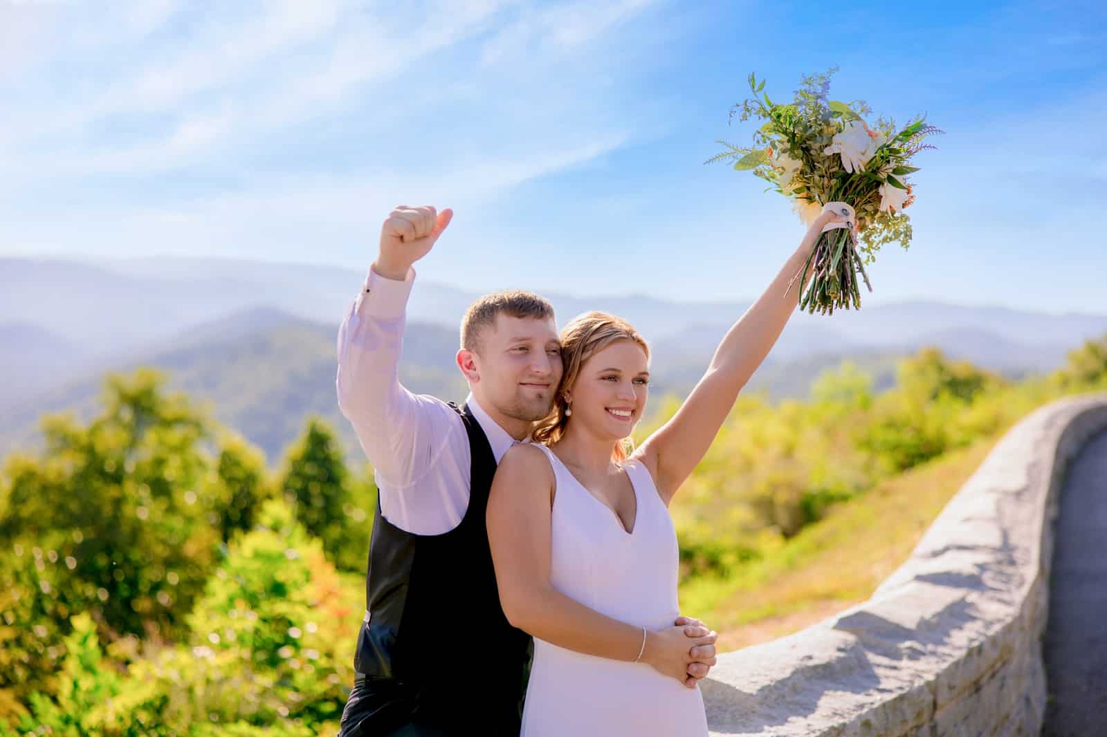 couple gets married in the smoky mountain national park