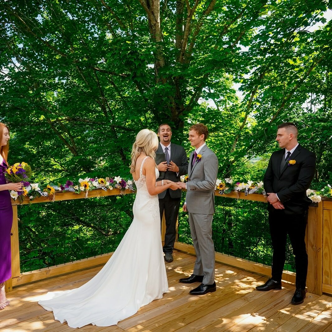 pigeon forge elopement at cabin