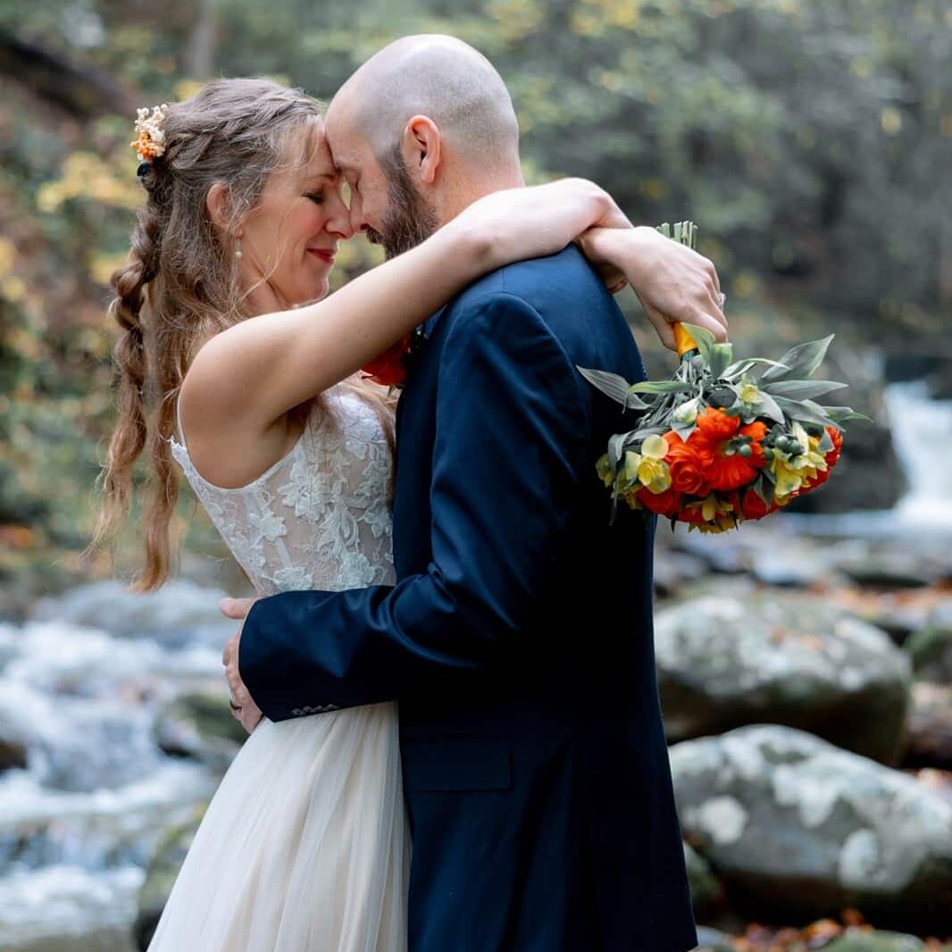 smoky mountain elopement packages pigeon forge tn